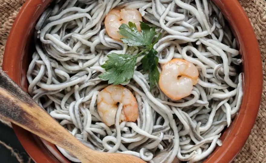 Recetas con gulas fáciles para cenas rápidas y sabrosas
