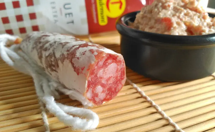 Paté de fuet casero en 10 minutos y con textura perfecta
