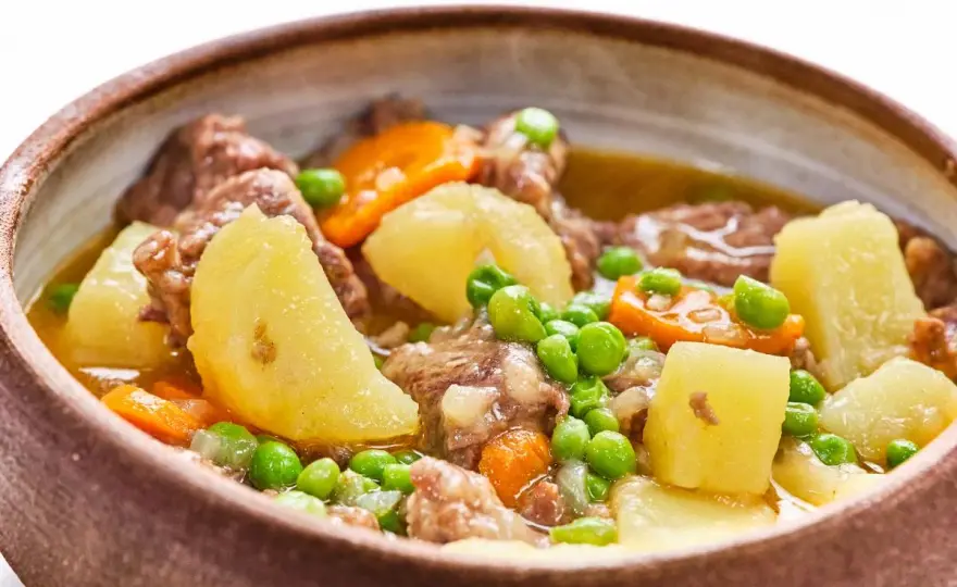 Ragout de ternera tierno y sabroso, paso a paso