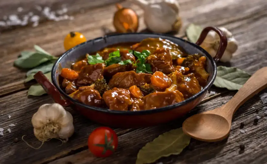 Qué es el ragú y cómo cocinarlo a fuego lento
